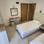 Can Motel Aparthotel 3*